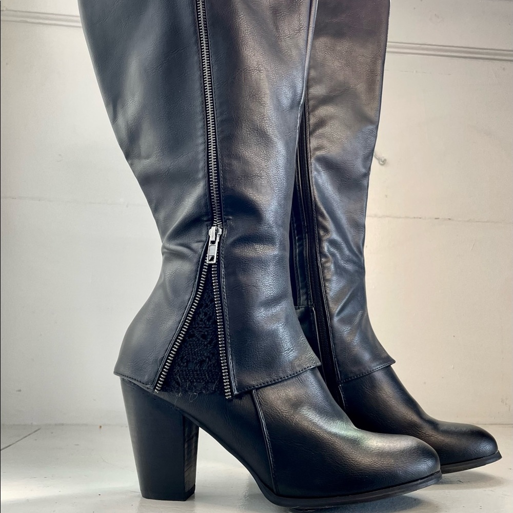 Torrid 11w Wide Calf Crochet Inset Boots